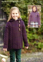 Knitting Pattern - Hayfield 2423 - Bonus Aran - Duffle Coats